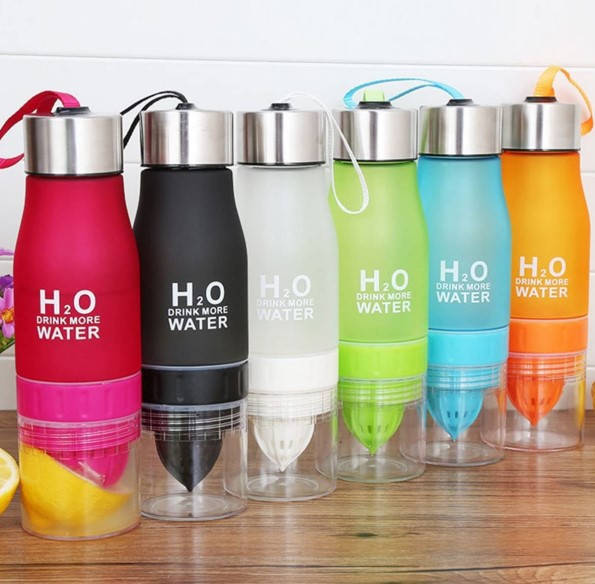 

Спортивная Бутылка Соковыжималка H2O Drink More Water цвет в ассортименте