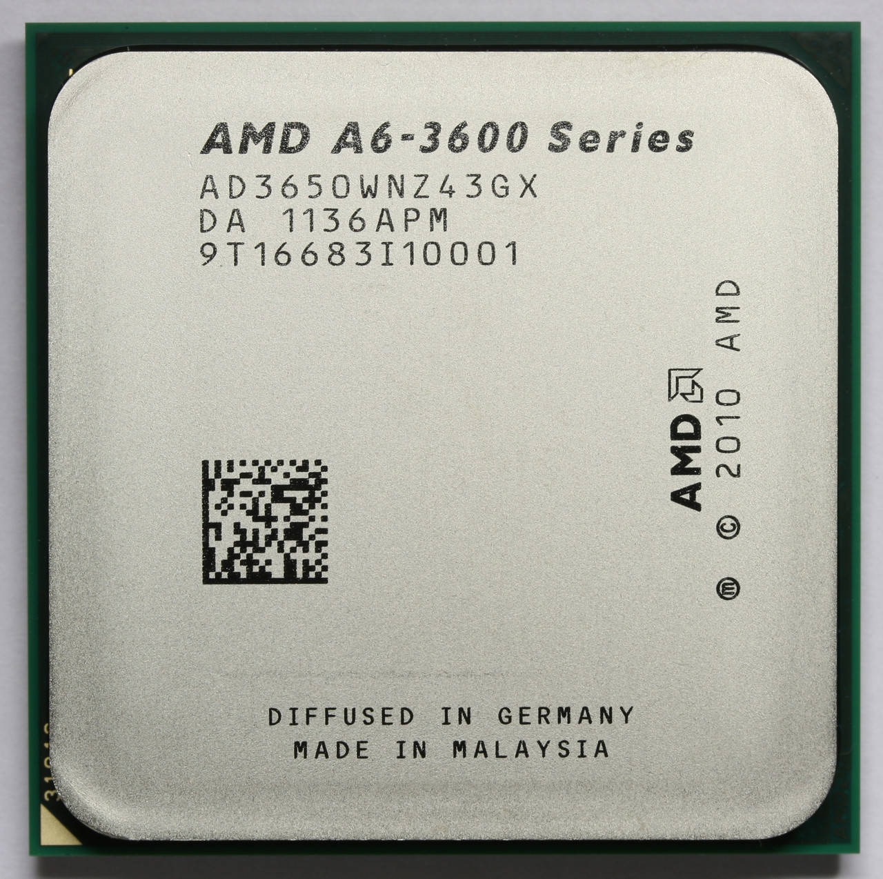 

AMD A6 3650 CPU 2.6GHz/4M/100W Socket FM1 Процессор для ПК AD3650WNZ43GX