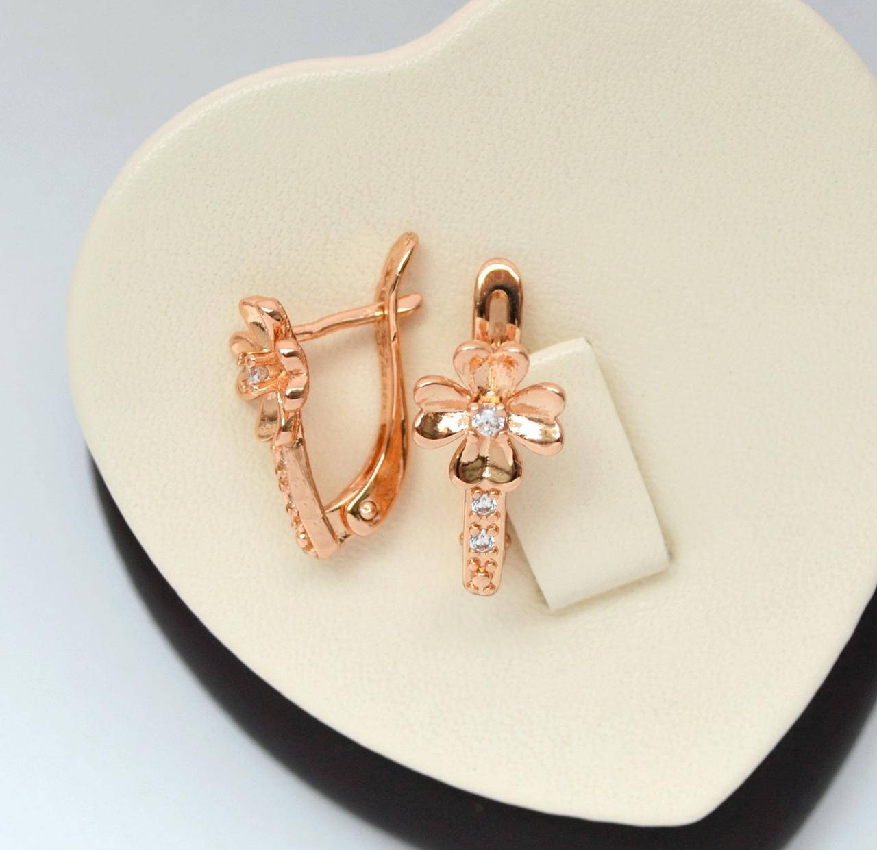 

Серьги Цветы с белыми цирконами позолота РО.