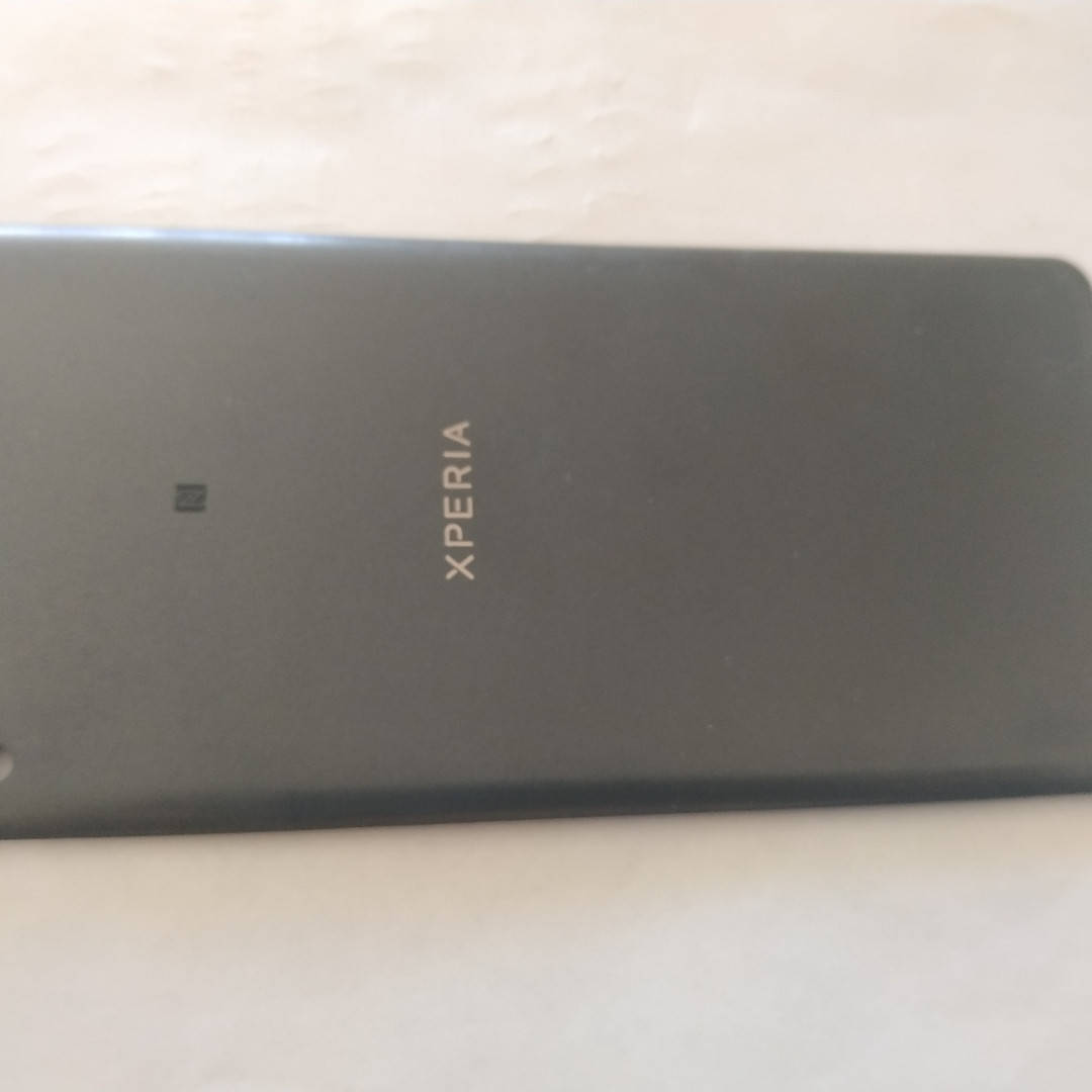 

Крышка оригинал для телефона sony xperia e5 f3311