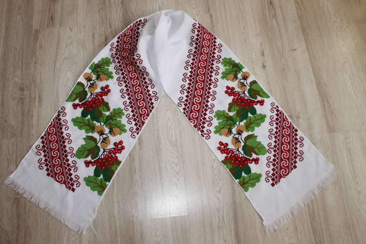

Вишитий рушник"Калина та Дуб"