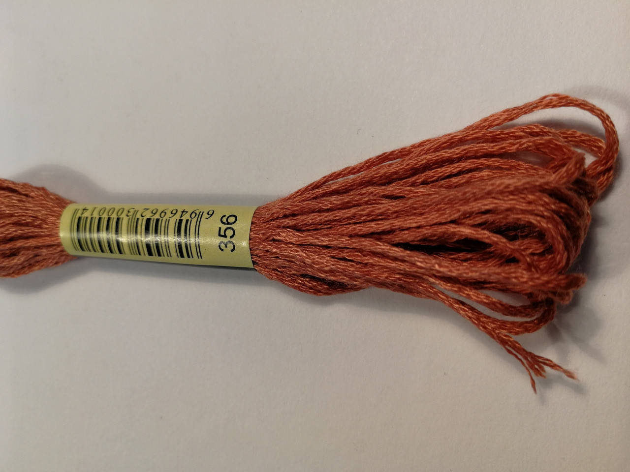 

Мулине СХС 356 терракот средний