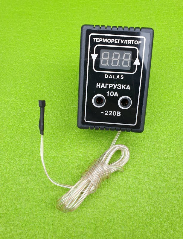 

Терморегулятор универсальный цифровой DALAS 10А / 220V / L=1,5м (бытовой, инкубаторный) под розетку (Украина)
