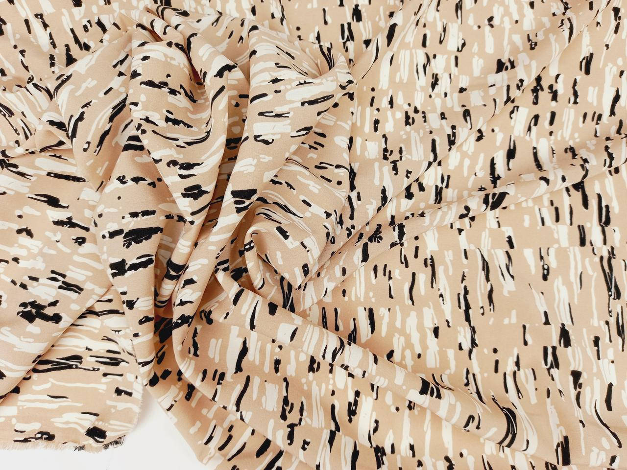 

Ткань супер софт, фон светлый беж №15026, Бежевый