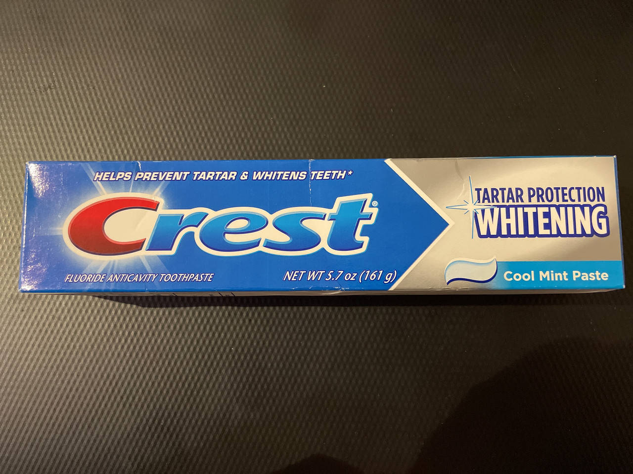 

Отбеливающая зубная паста Crest Tartar Protection Whitening Cool Mint Paste 161 г