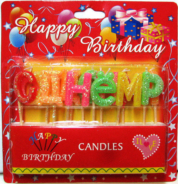 

Свечи для торта "С Днём Рождения" с блестками