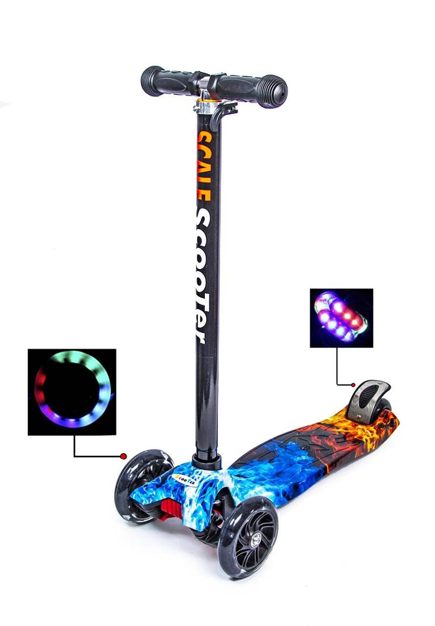 

Самокат детский MAXI BEST SCOOTER с принтом (рисунок) ОГОНЬ И ЛЁД, Черный
