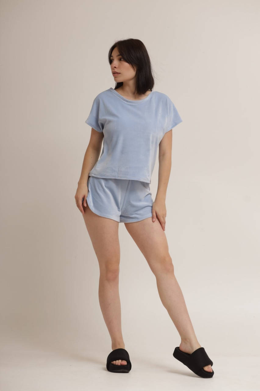 

Женская пижама "Футболка шорты", велюр на х/б основе(плюш), цвет "голубой" размер L