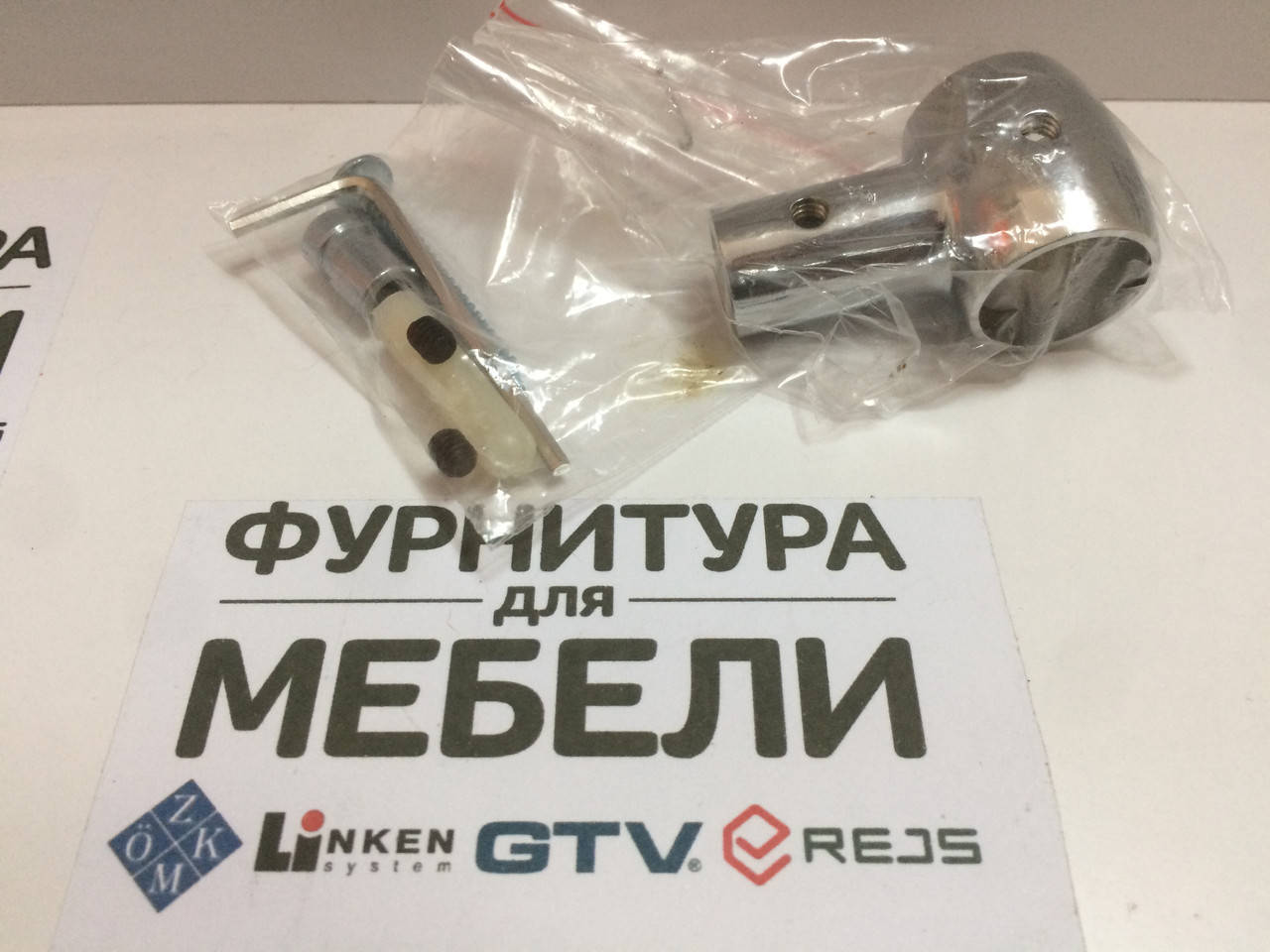 

Держатель трубы d=16 Ретро Хром
