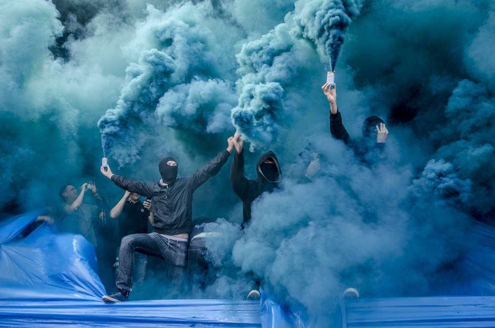 

Дымовая шашка для ультрас, 60 секунд, 9 цветов