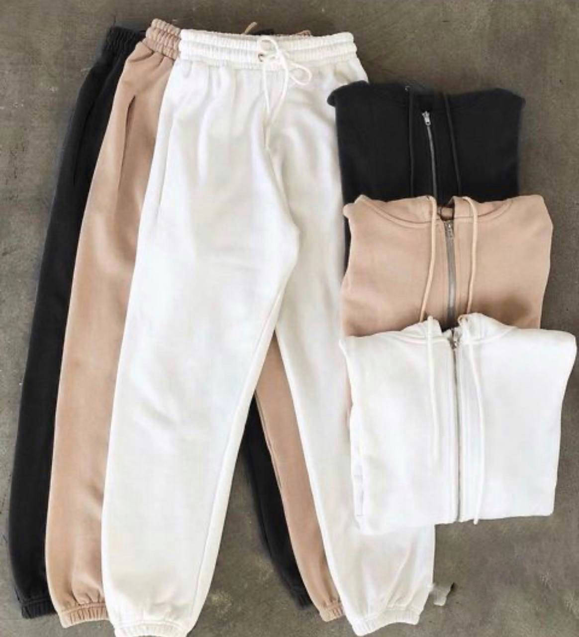 

Женский спортивный костюм тройка ,Кофта топ и штаны