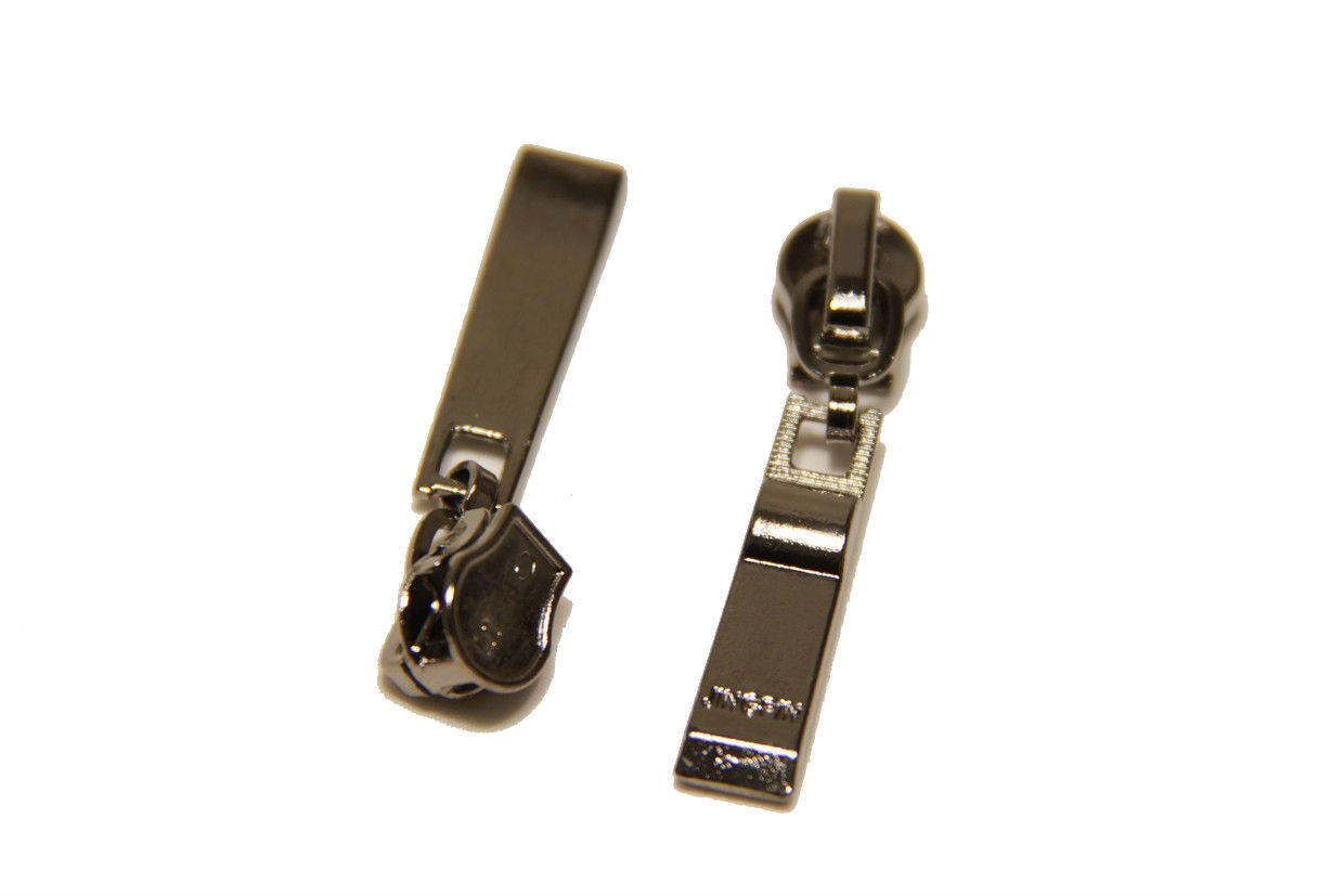 

Бегунок для молнии спираль №5 арт 3 (30шт)