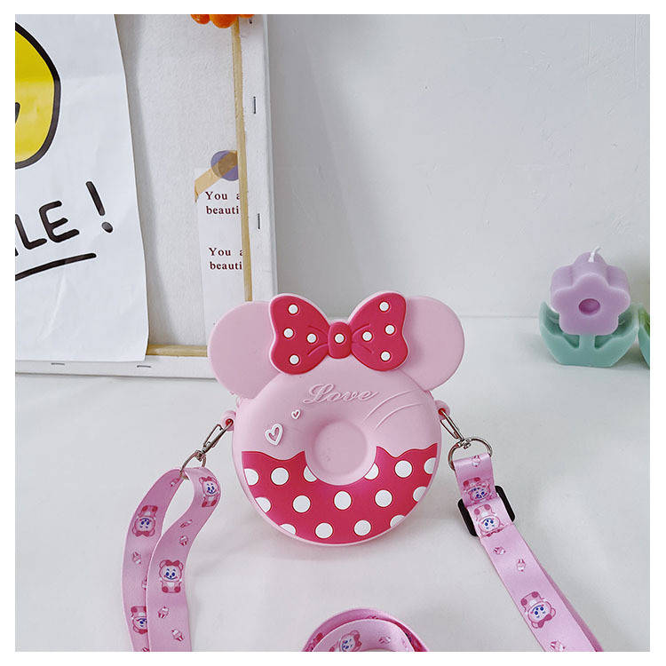 

Детская сумочка силикон Mickey Mouse. Детская силиконовая сумка на плечо 14*12*4