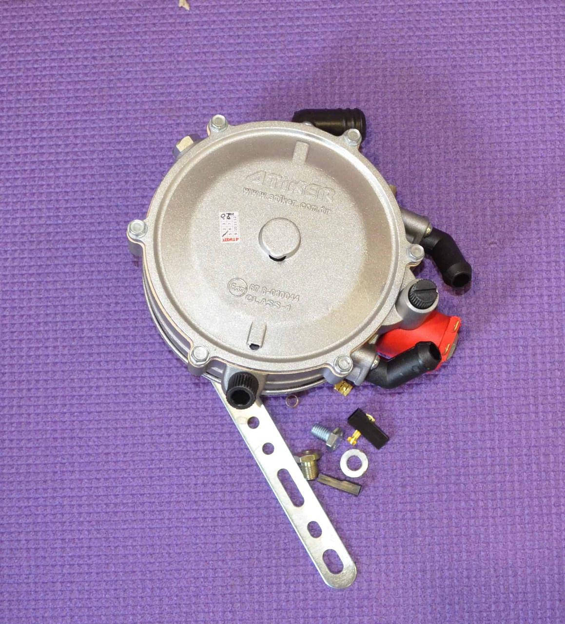 

Редуктор Atiker VR01 (пропан-бутан) 2 пок., електронний, 120 к.с. (90 кВт), вх. D6 (M10x1), вих. D19