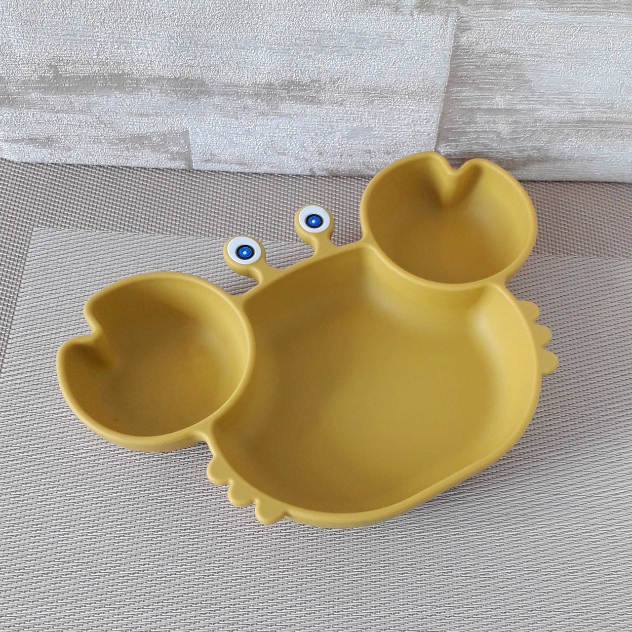 

Тарелка силиконовая Крабик Горчичный