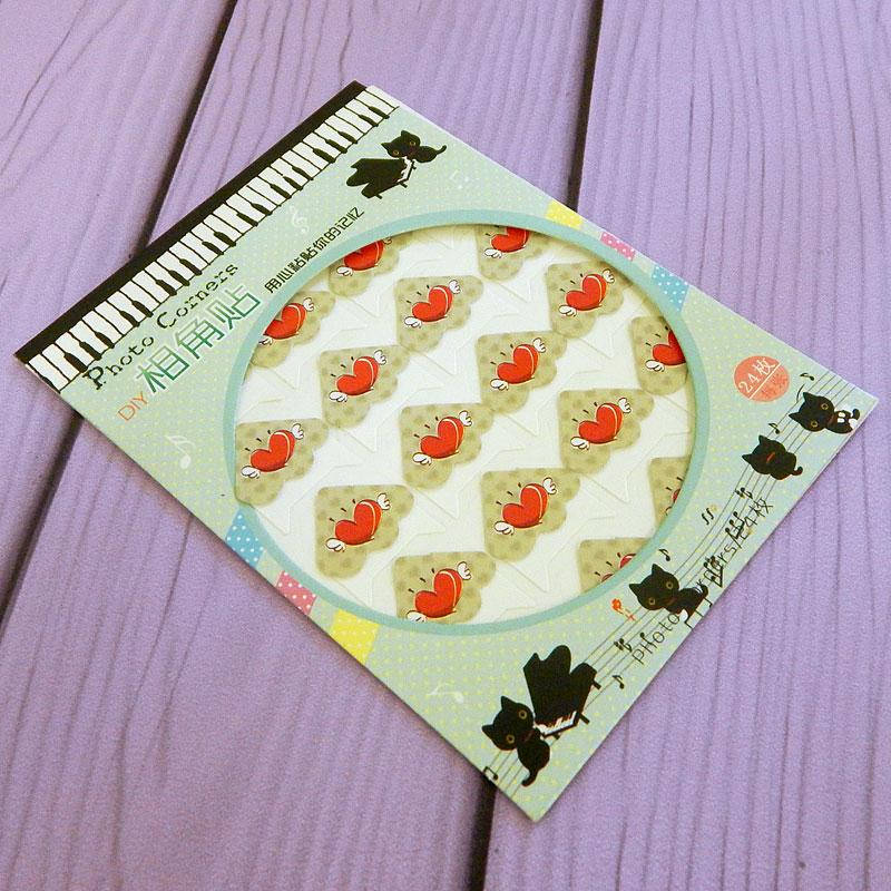 

Уголки для фотоальбомов Сердечки с крыльями, 24 шт/уп