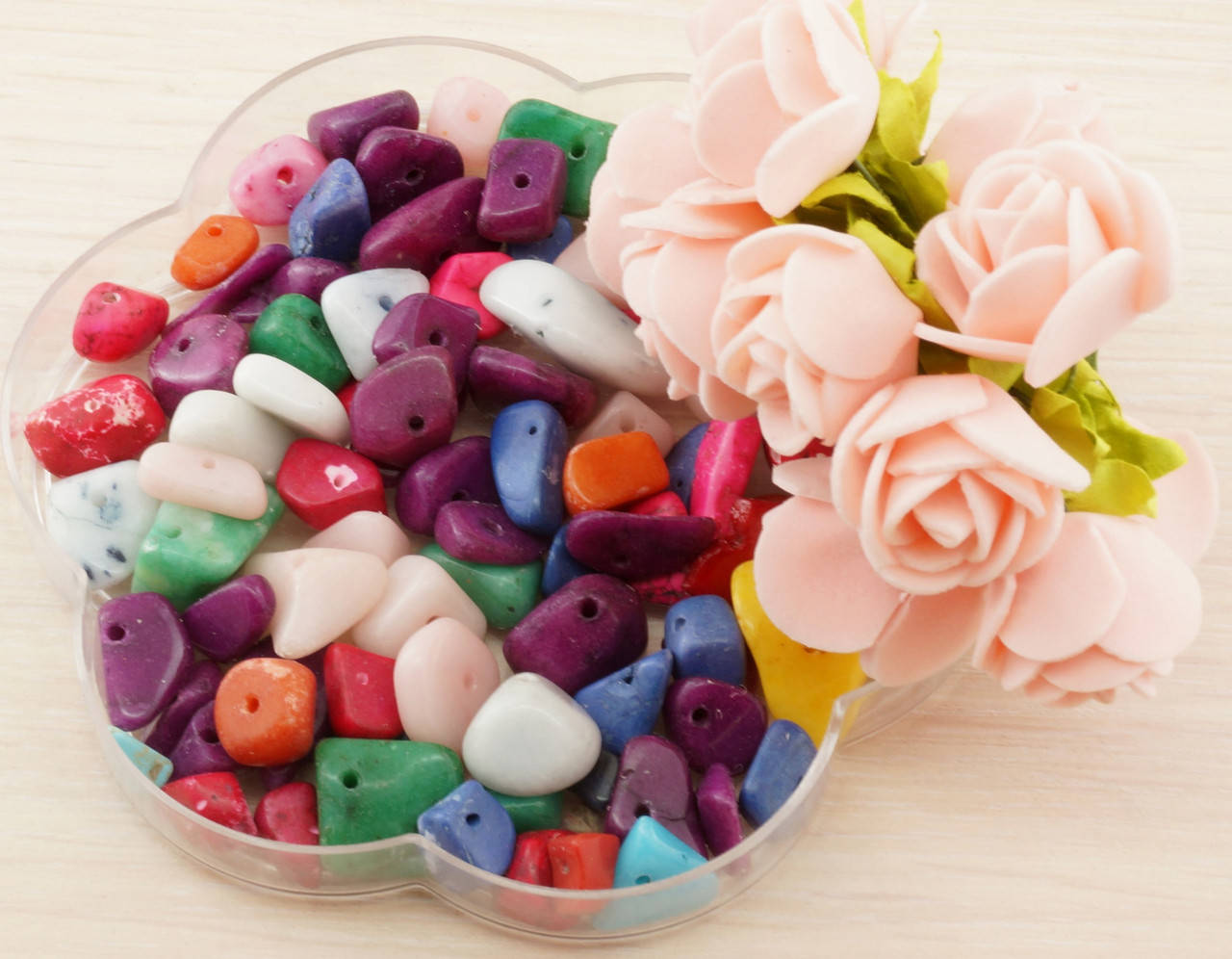 

Бусины из натурального камня крошка крашенный агат 3 (10 грамм)