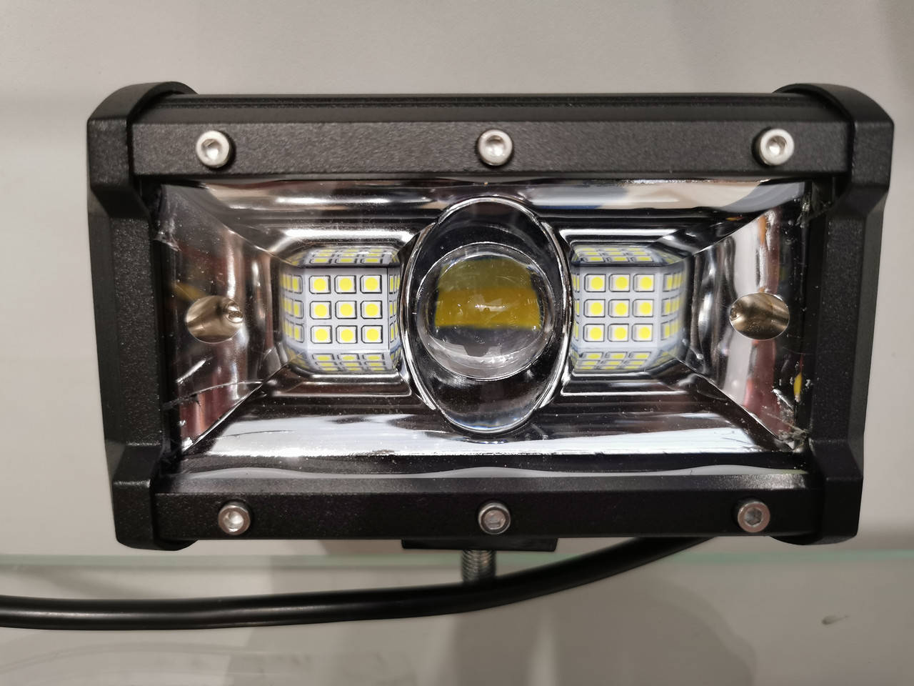 

Дополнительная LED фара ближнего и дальнего света СТГ 54 ВТ