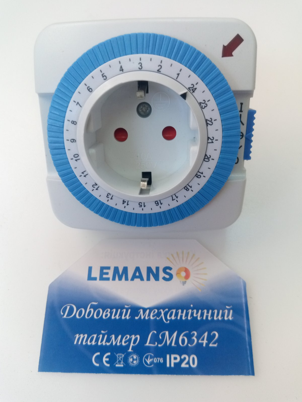 

Таймер суточный Lemanso механический в розетку реле времени LM6342