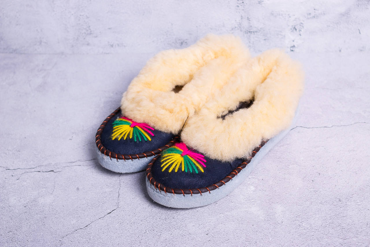 

Закопанки из овчины, закопанки женские с вышивкой, закопанки домашние женские из овечьей шерсти 39, Разные цвета