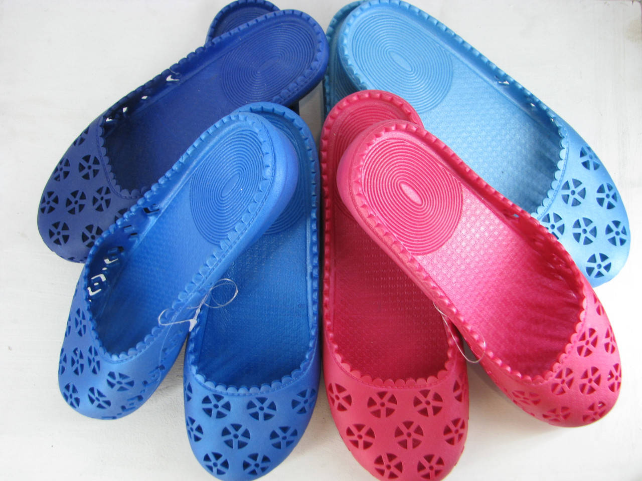 

Шлепанцы женские микс