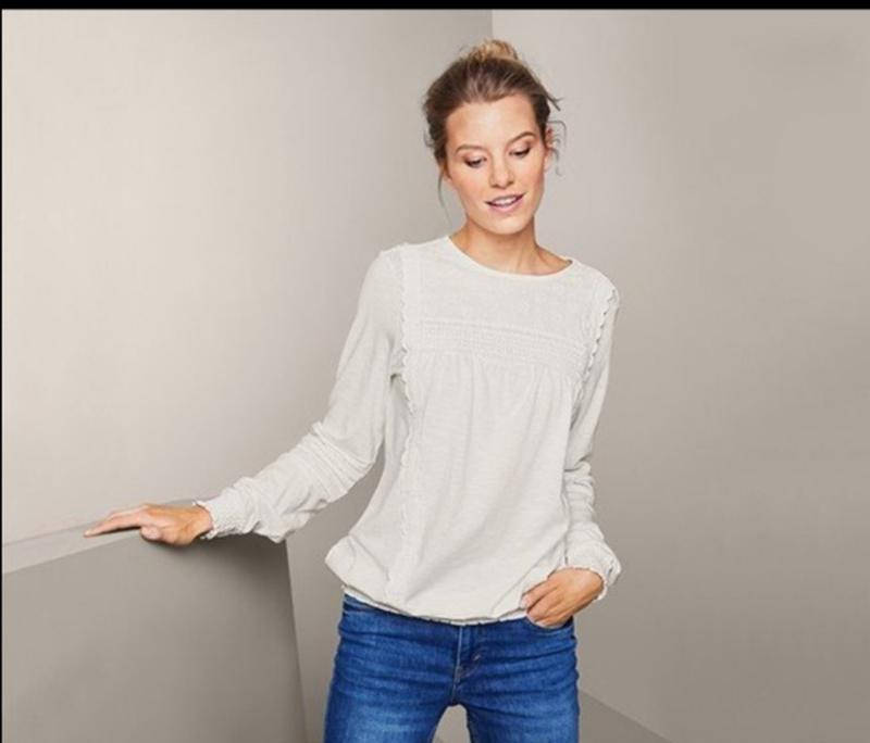 

Красивая белая женская блуза хлопок Tcm Tchibo Германия Размер 52-54, Белый