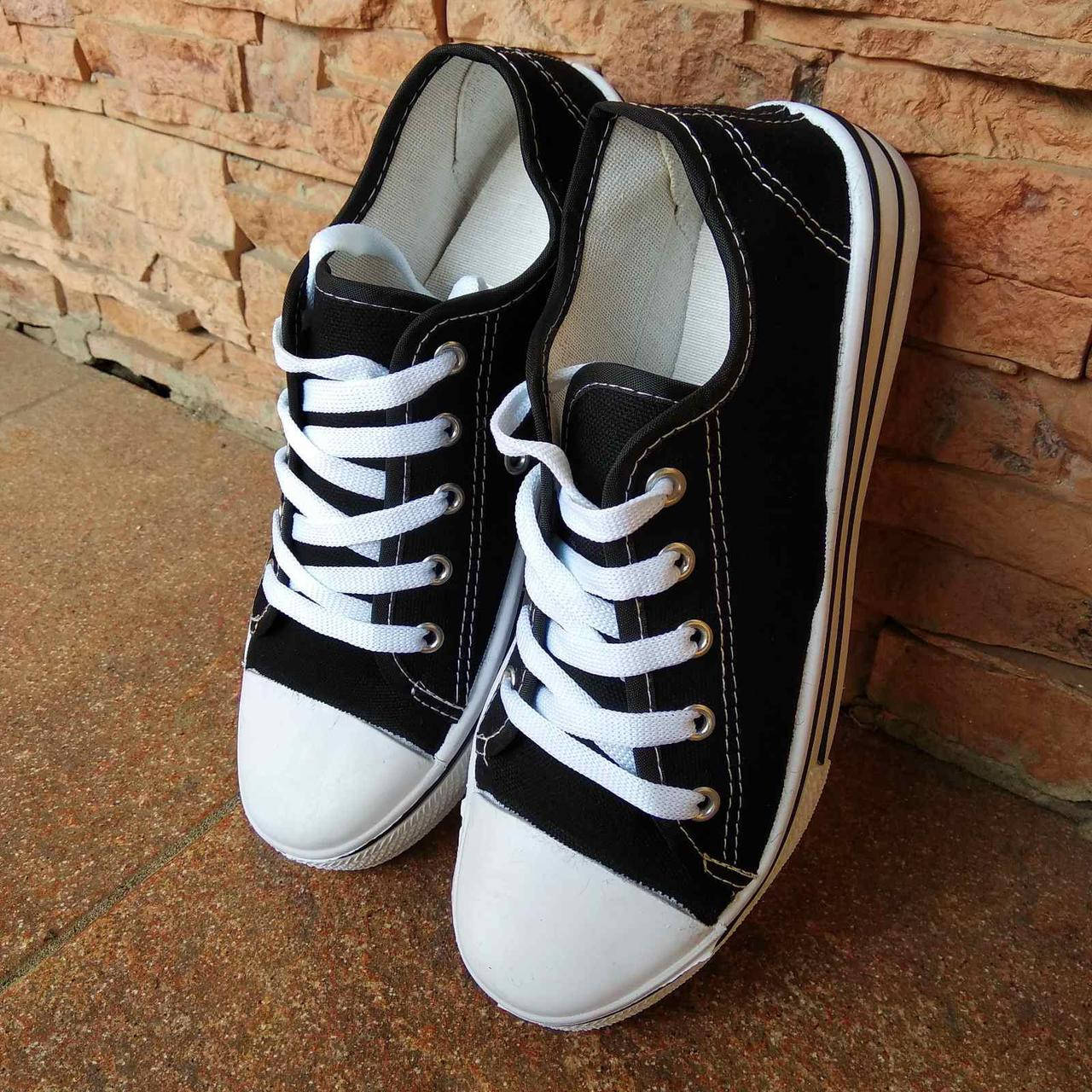 

Кеды черно-белые с прорезиненным носком, Черный