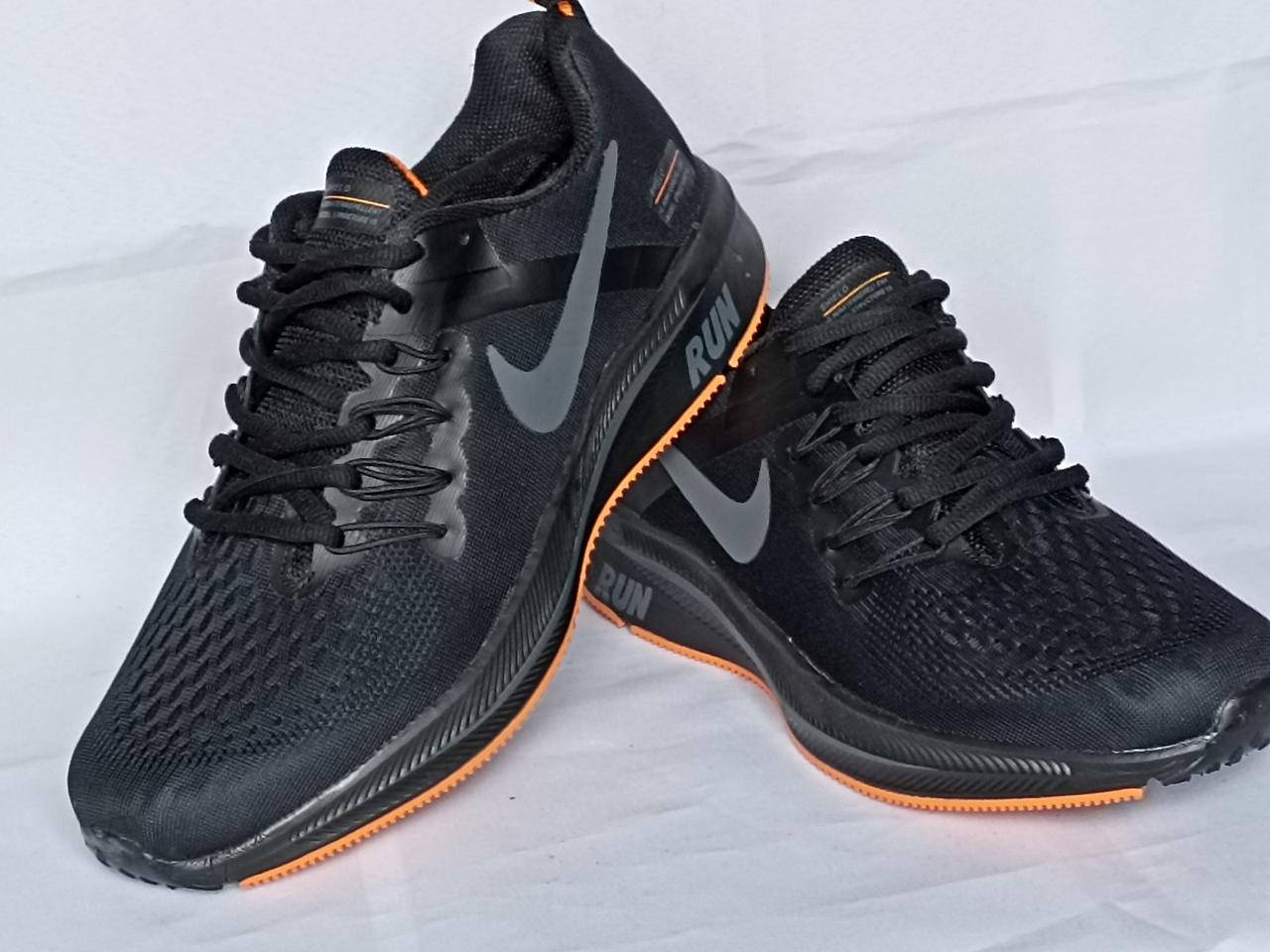 

Мужские кроссовки Nike черные сетка, Черный
