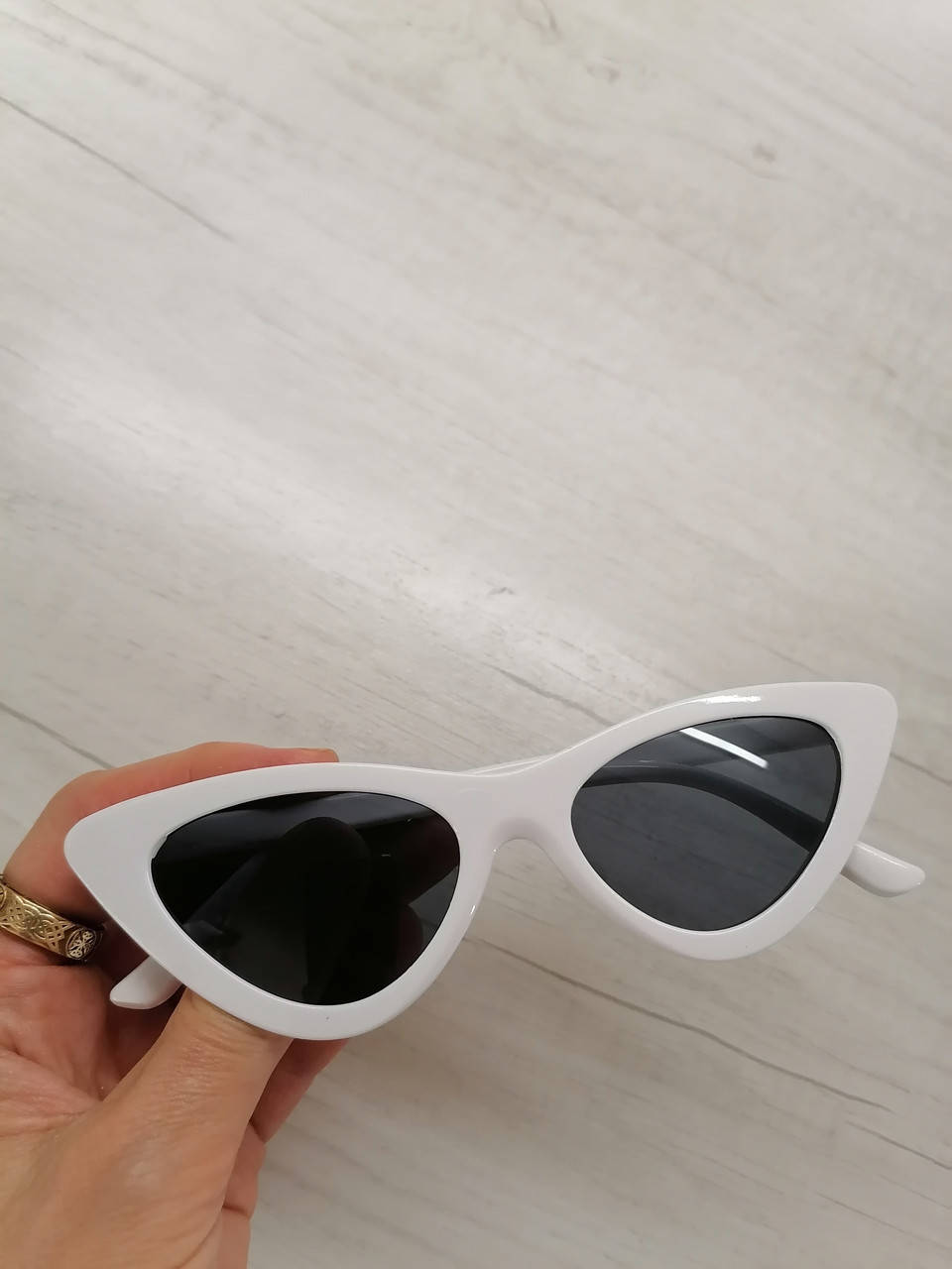 

Солнцезащитные очки ТРЕУГОЛЬНЫЕ ретро от J&D белые кошачий глаз