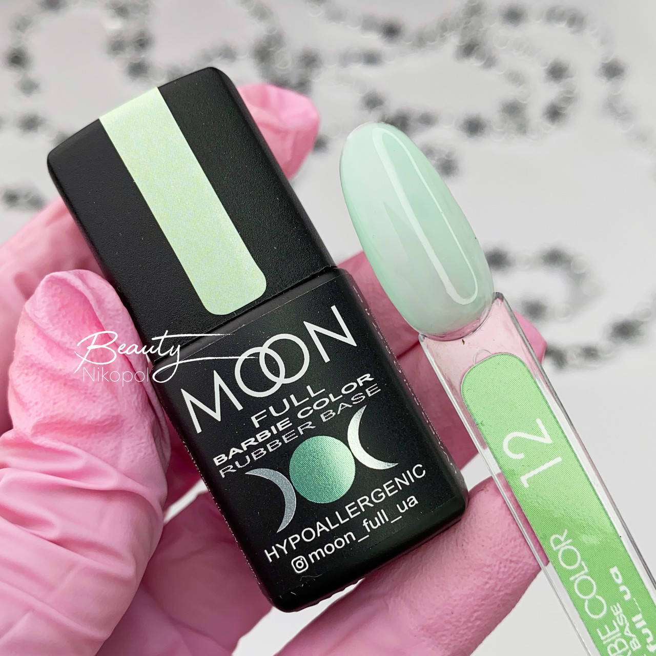 

База Moon Full Barbie Color 12 (зелено-бирюзовый, эмаль), 8 мл