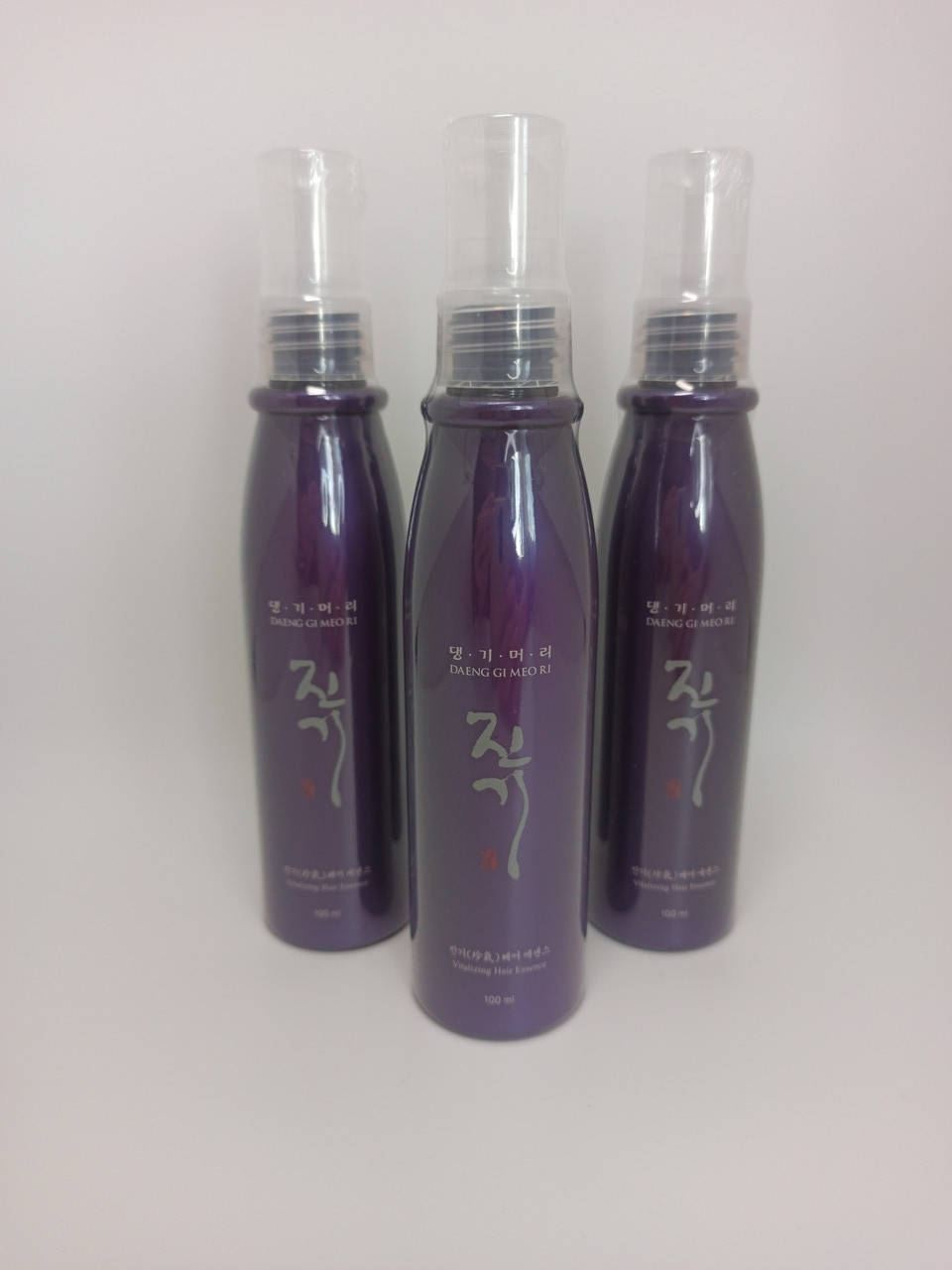 

Daeng Gi Meo Ri Vitalizing Hair Essence - Эссенция для регенерации и увлажнения волос