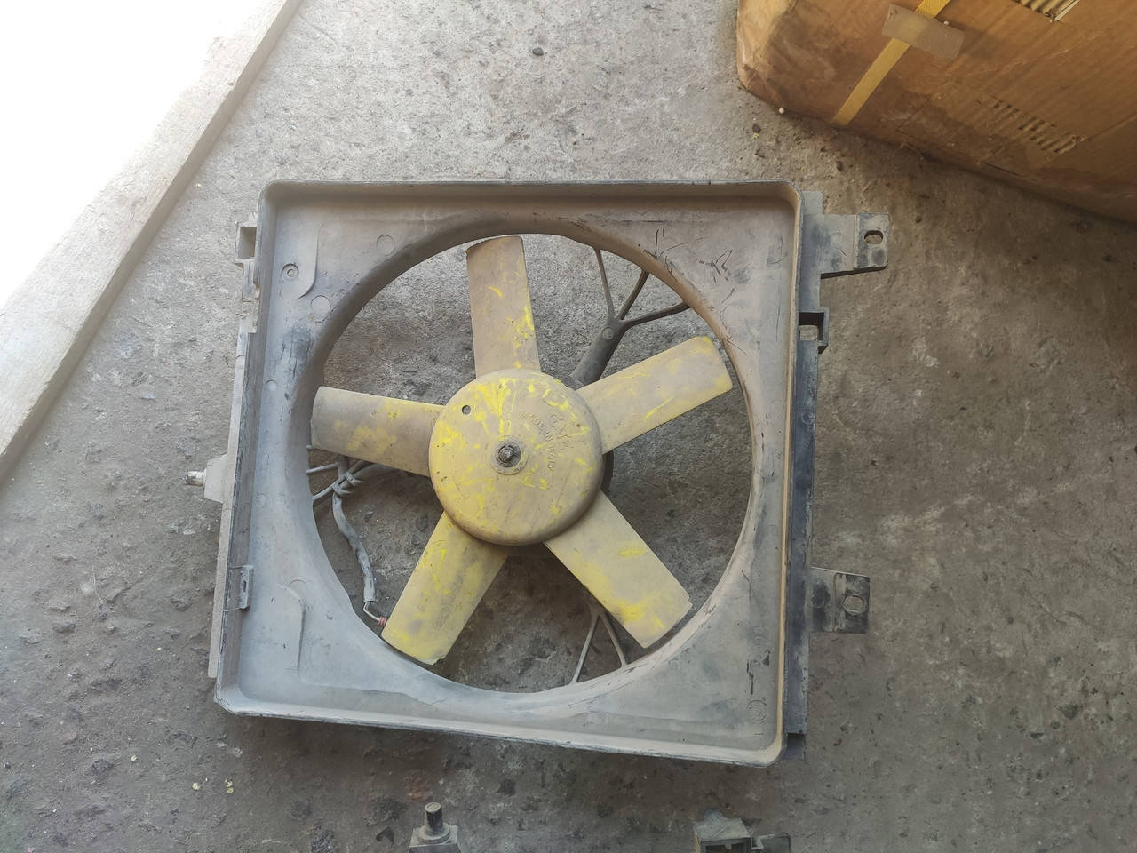 

Диффузор радиаторов Nissan Primera P10 Б/У