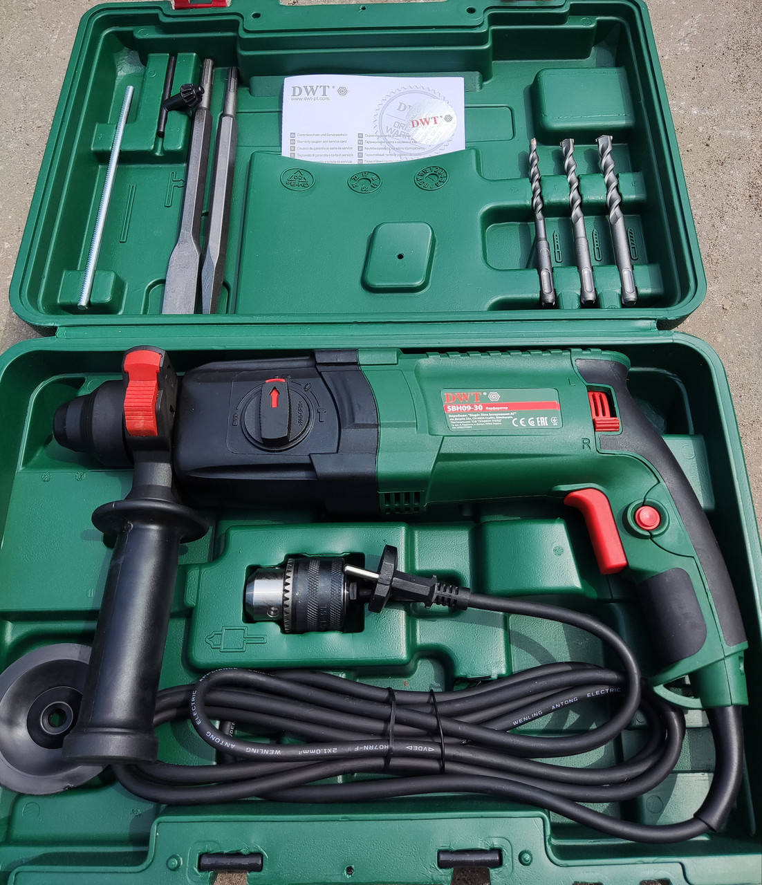 

Перфоратор DWT SBH09-30 BMC