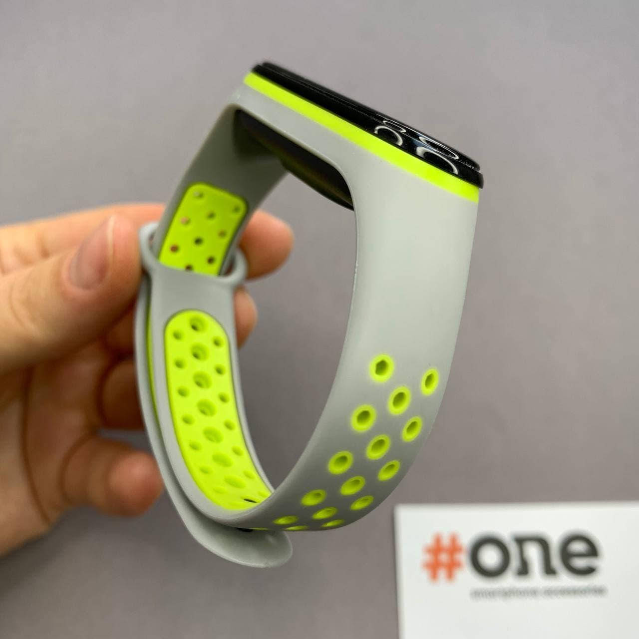 

Ремешок для Xiaomi Mi Band 4 силиконовый спортивный браслет для фитнесс трекера ми бенд 4 серый SPR