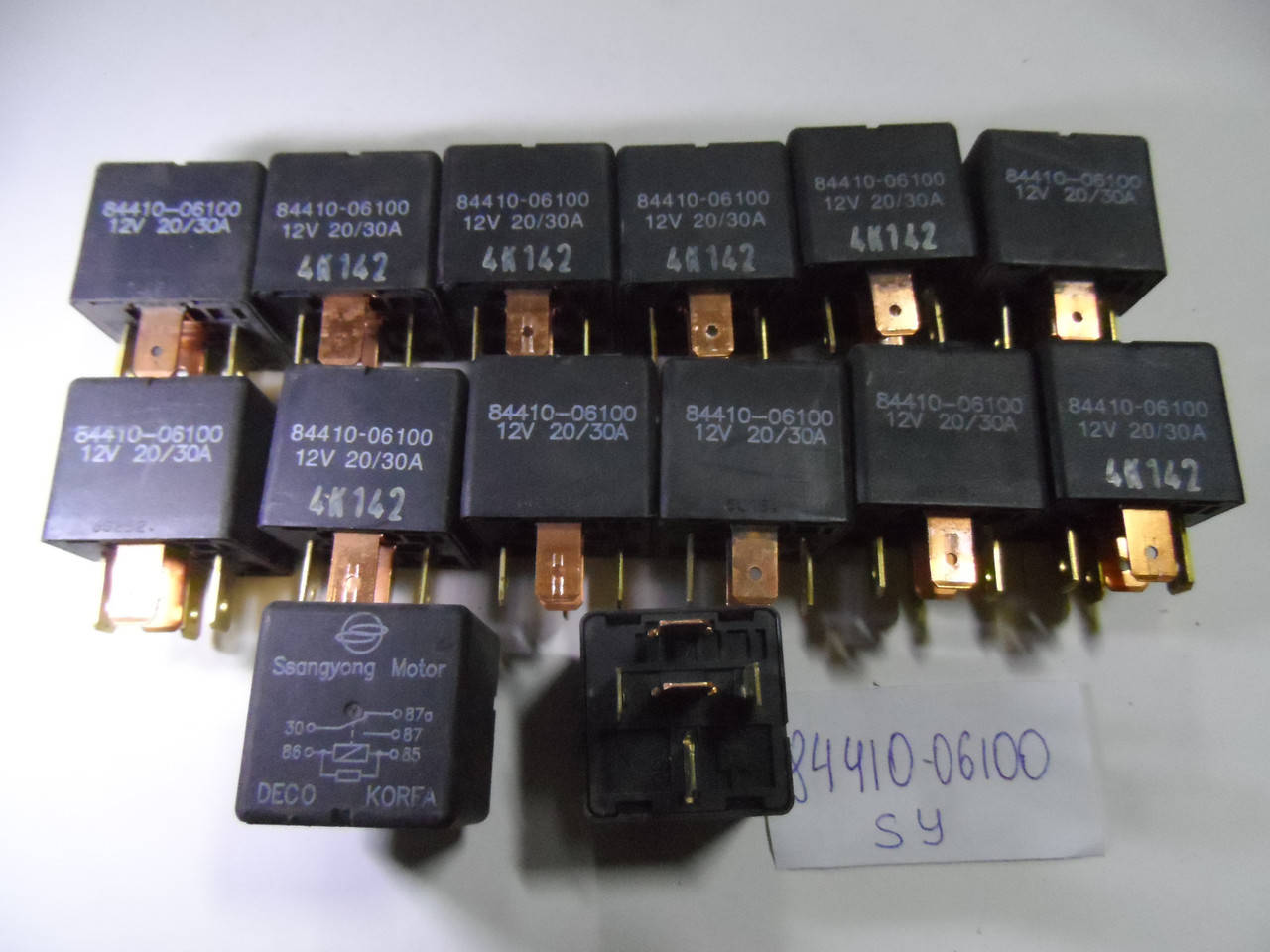 

Реле Ssang Yong 8441006100