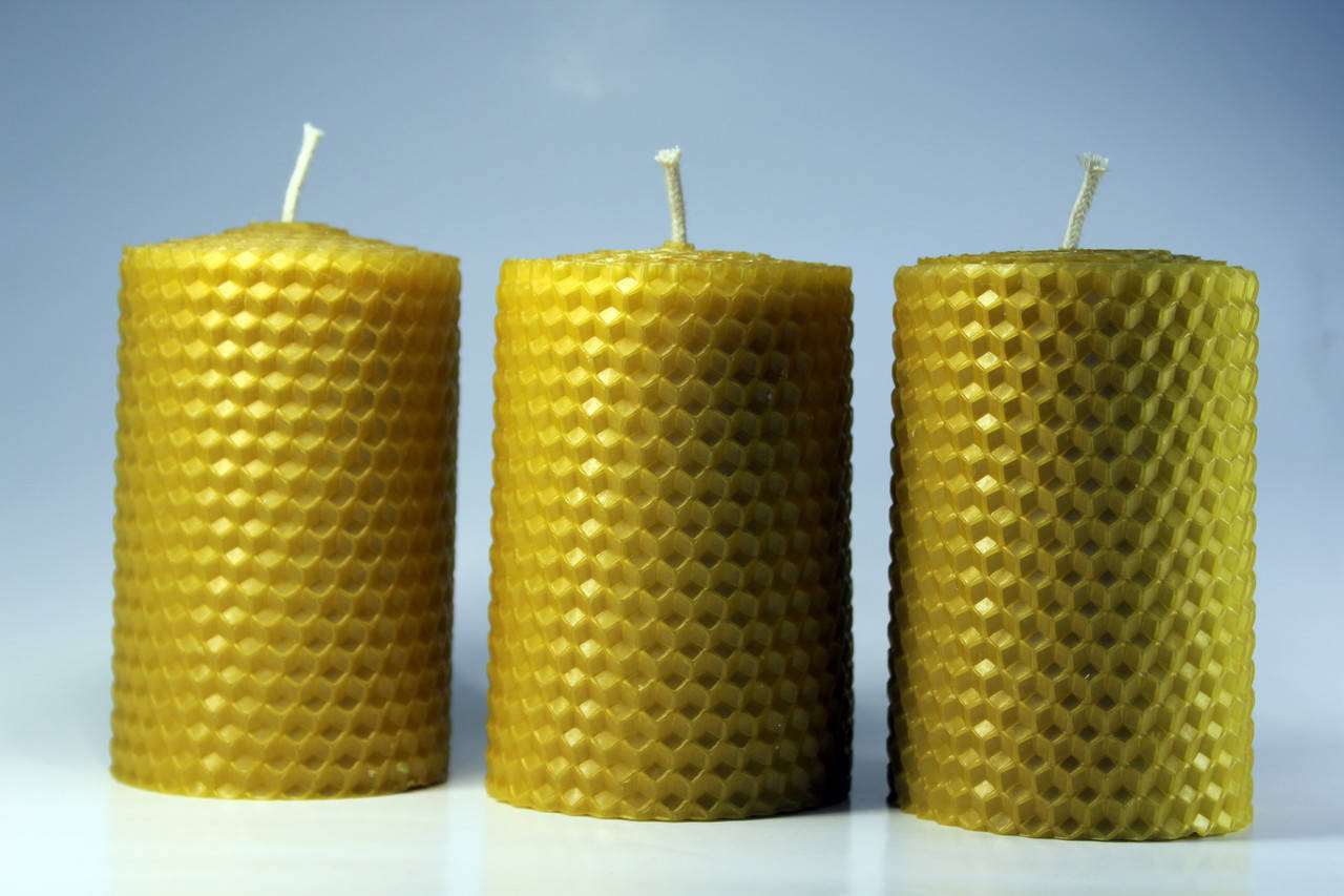 

Набор 3 шт эко-свечек из вощины 60*85 мм. Цвет желтый.
