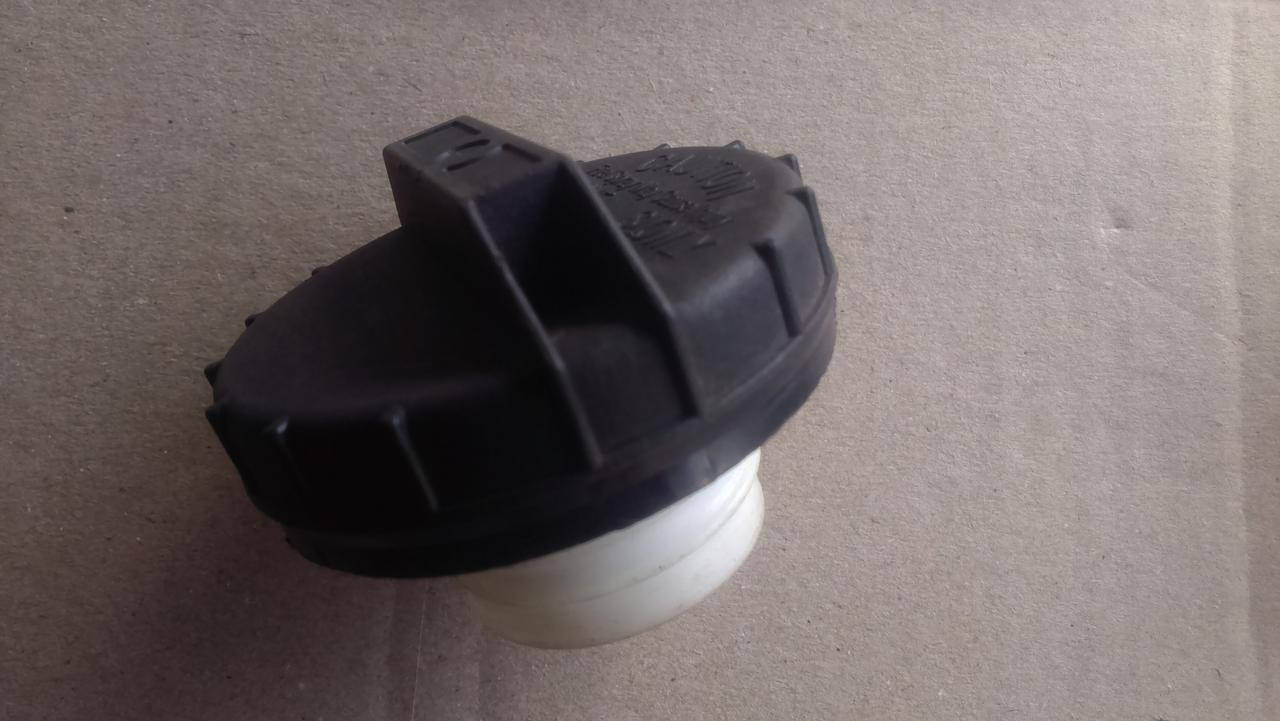 

Крышка бензобака Ланос Сенс Корея (оригинал)