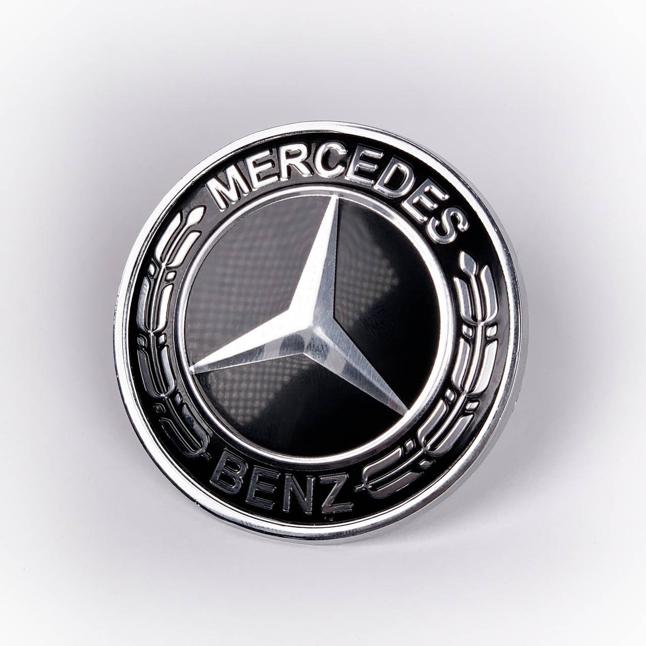 

Эмблема Mercedes Benz (Мерседес) 57 мм Хром лого Черная
