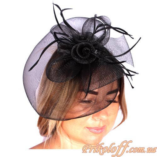 

Шляпка с вуалью на заколке