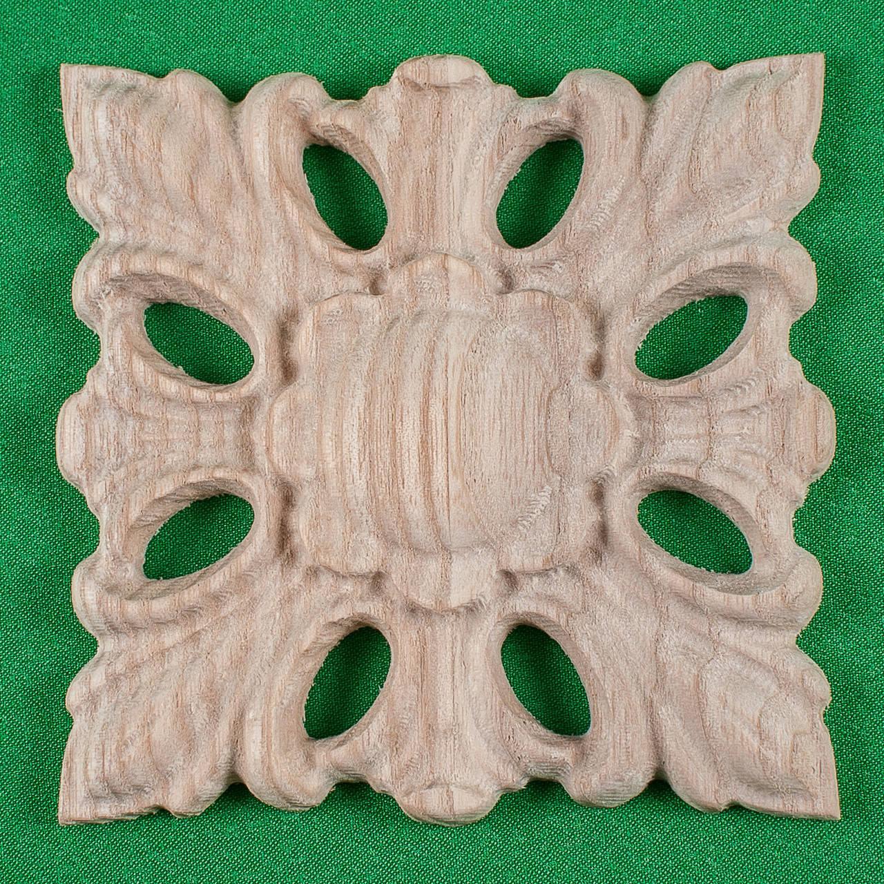 

Для мебели. Розетка мебельная деревянная. Код Р8