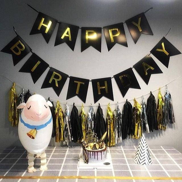 

Гирлянда флажки "Happy birthday черные с золотом"