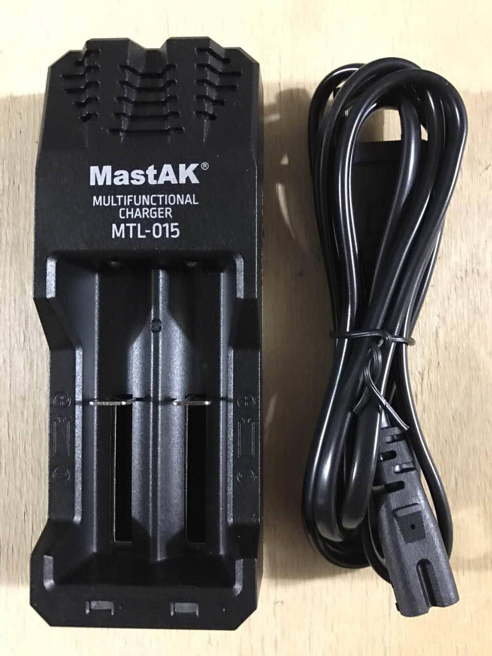 

Зарядное устройство MastAK MTL-015
