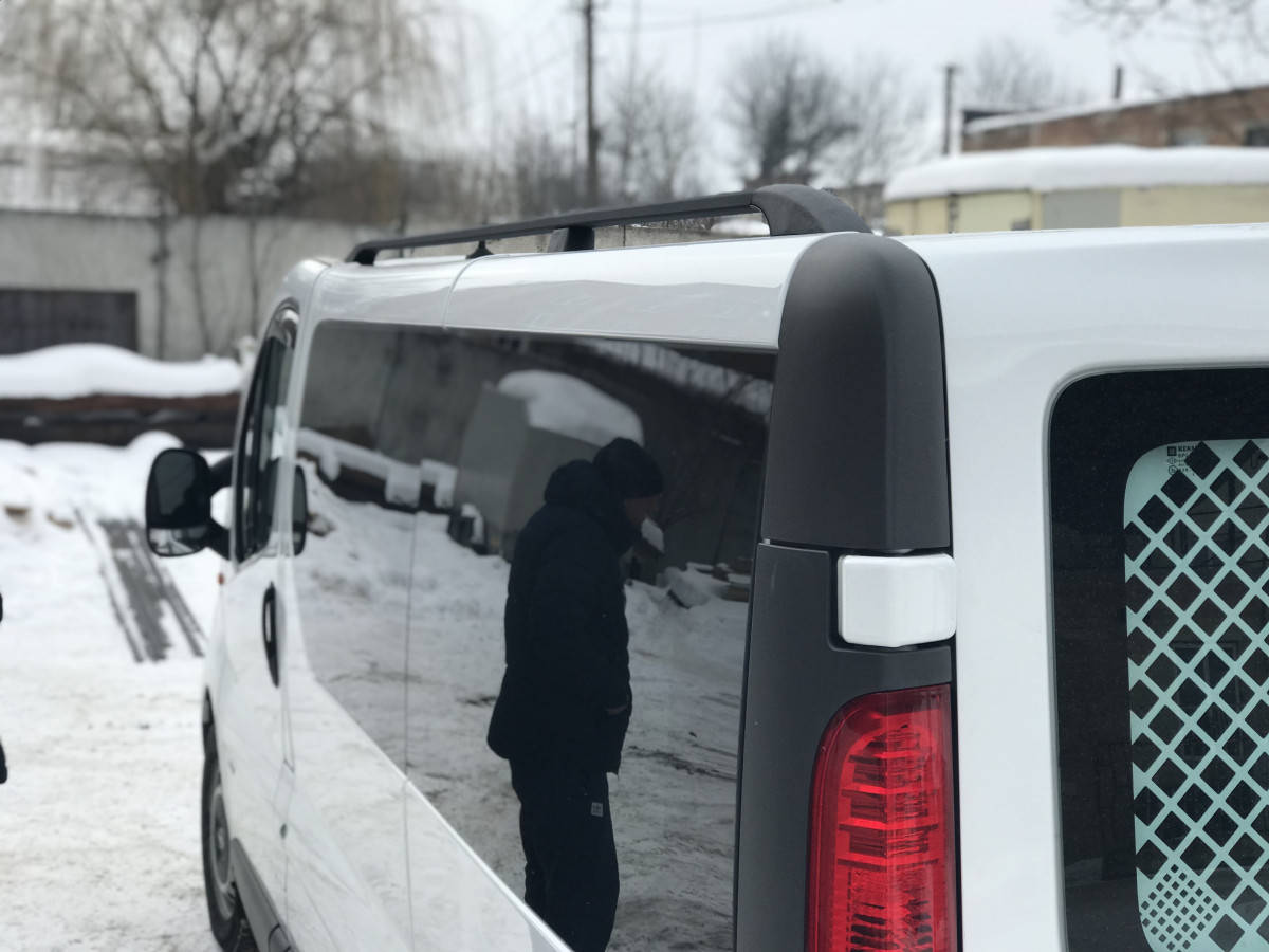 

Рейлинги Черные Турция - Opel Vivaro 2001-2015 Длинная база, пластиковые ножки