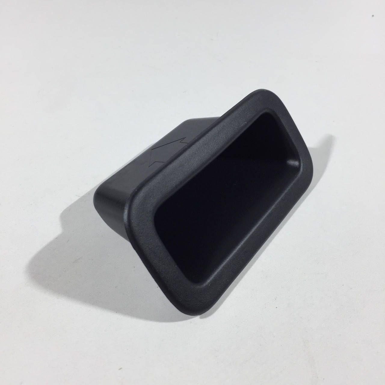 

Ручка Mazda GJ6A6896602