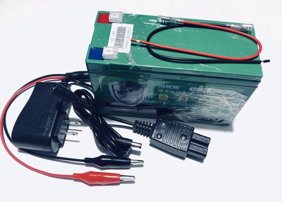 

Аккумулятор литиевый 12V 6A с элементами Li-ion 18650 + зарядное устройство