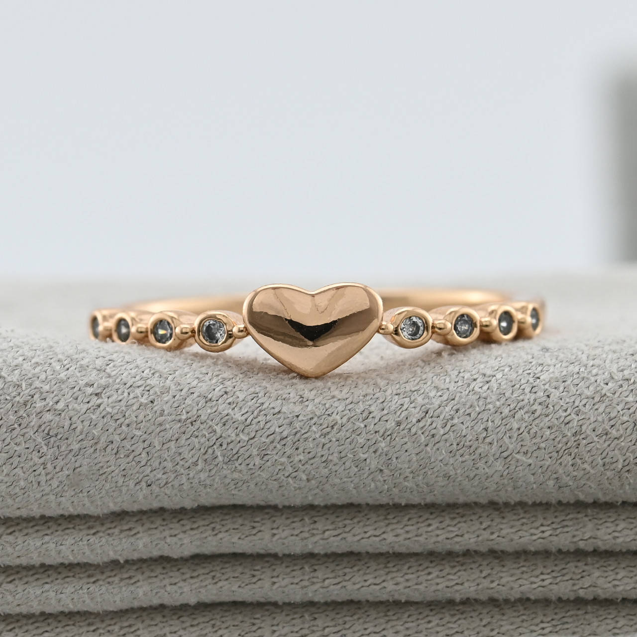 

Кольцо Xuping 32868 белые фианиты позолота 18К размер 18