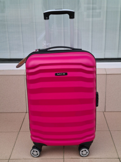 

Чемодан пластиковый MCS V345  Турция Fuchsia, Фуксия
