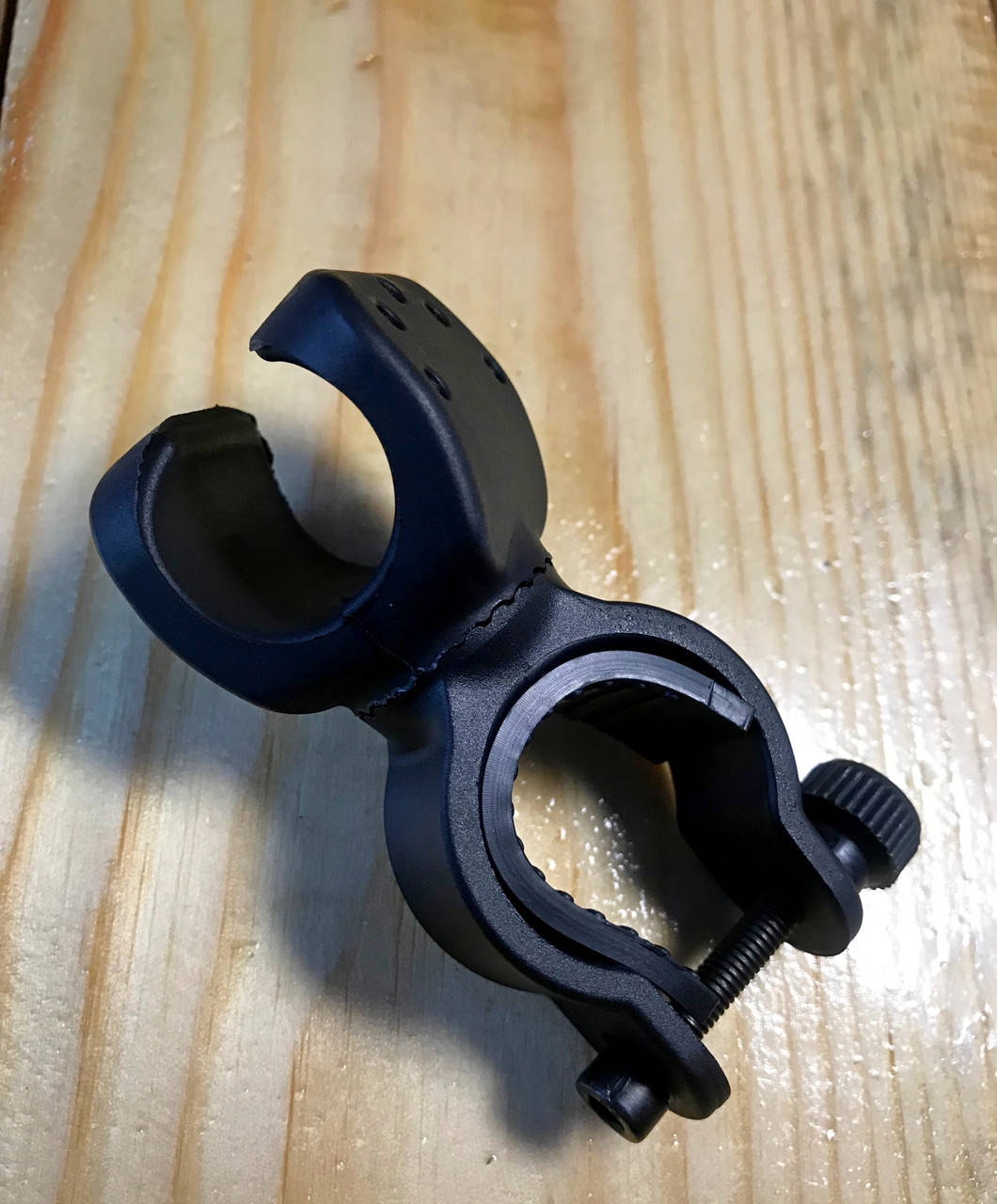 

Крепление фонаря на руль поворотное