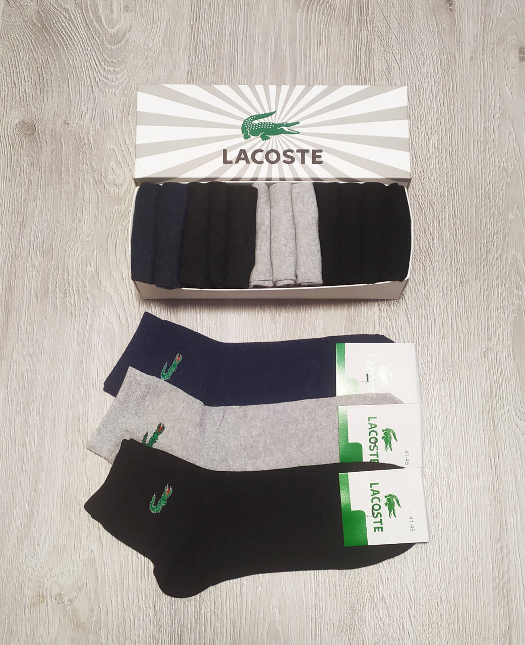 

Набор мужских носков Lacoste - 9 пар в подарочной коробкев фирменной упаковке лакоста / носки