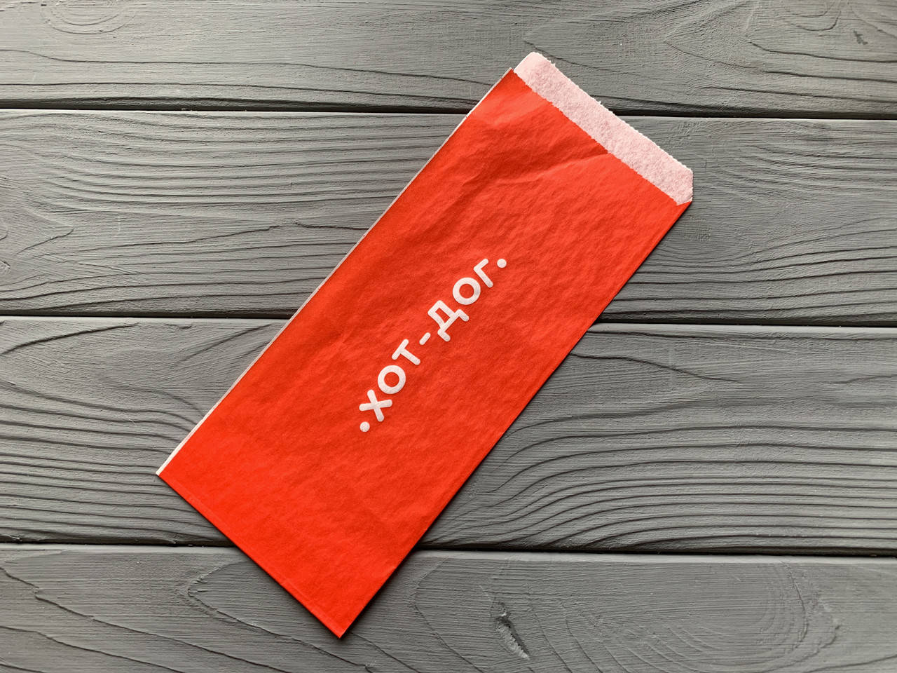 

Упаковка бумажная для Хот Догов 99Ф, Красный